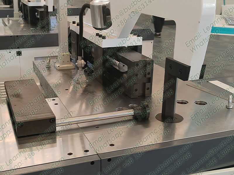 เครื่องดัดทองแดง CNC รุ่น HQ400-1200B
